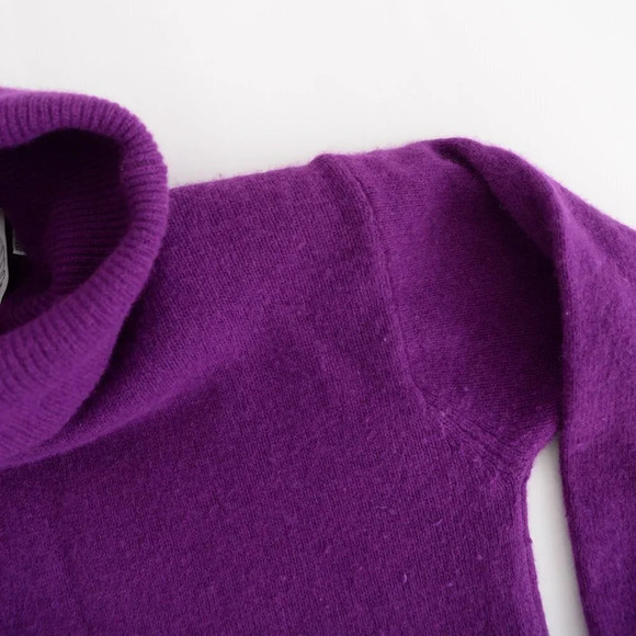 Crown Jewels Purple 50% Lambswool  40% Rabbit Hair Turtleneck Sweater Small - Picture 9 of 11